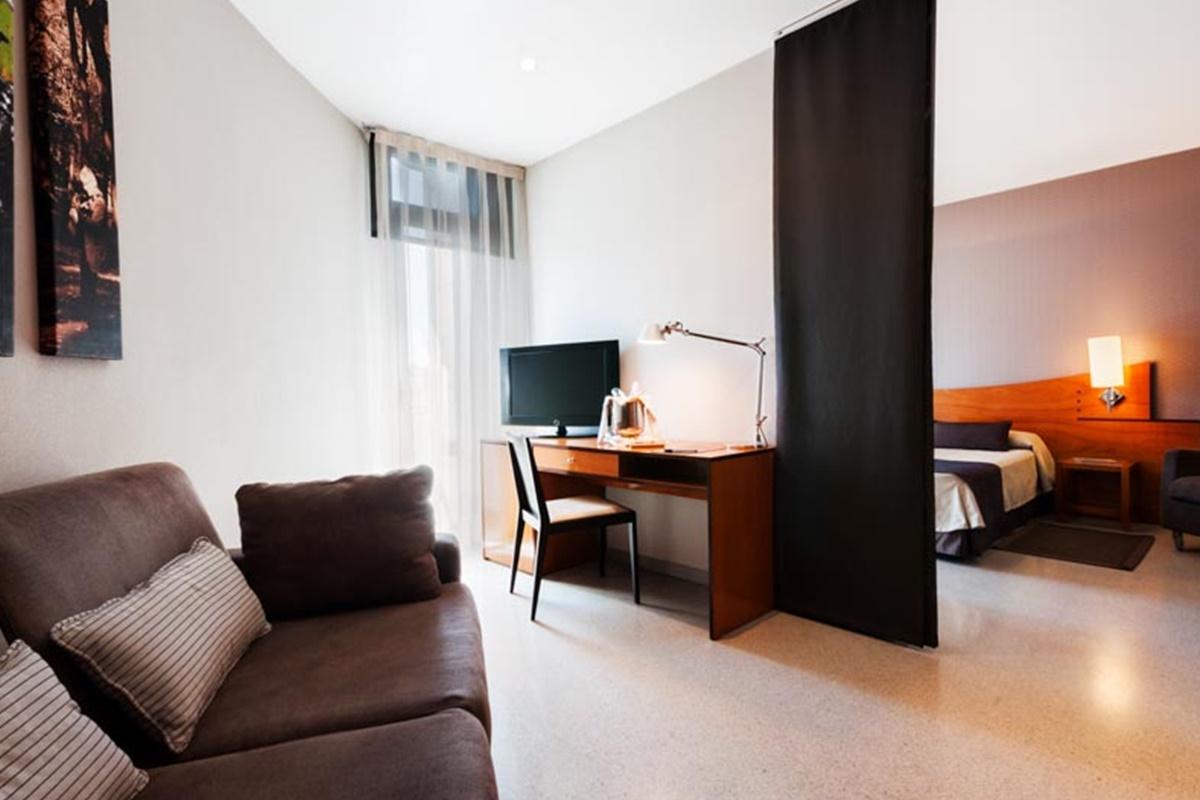 Hotel Granollers Extérieur photo