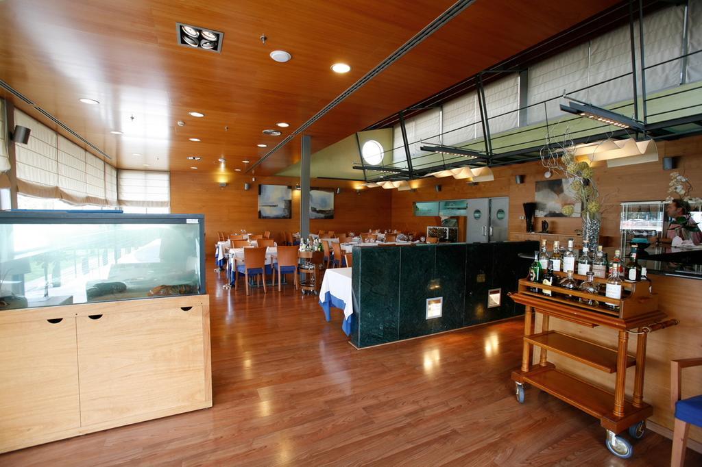 Hotel Granollers Extérieur photo