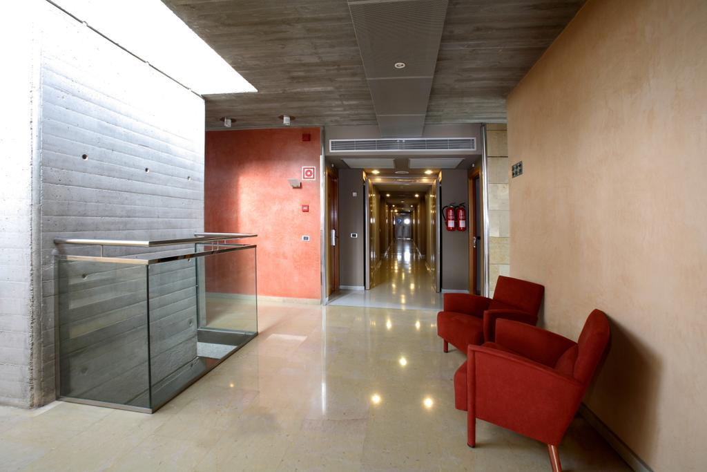 Hotel Granollers Extérieur photo