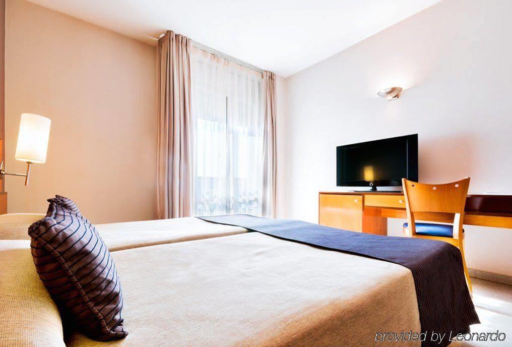 Hotel Granollers Extérieur photo
